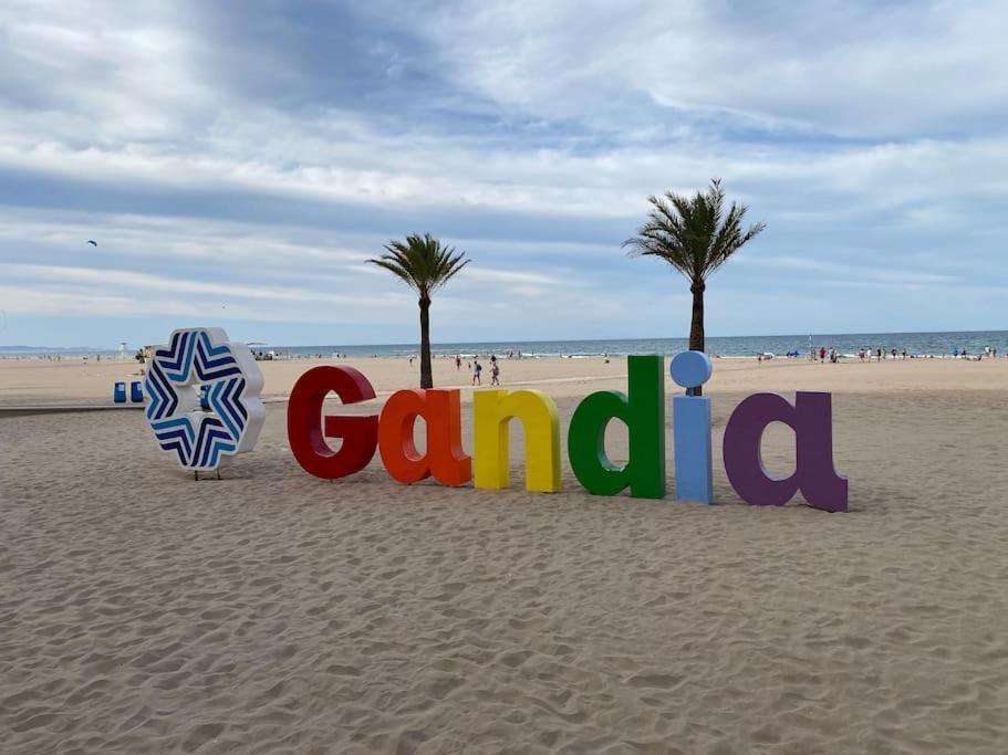 Playa de Gandia Lovely Family Apartment 2 Min. From The Beach מראה חיצוני תמונה